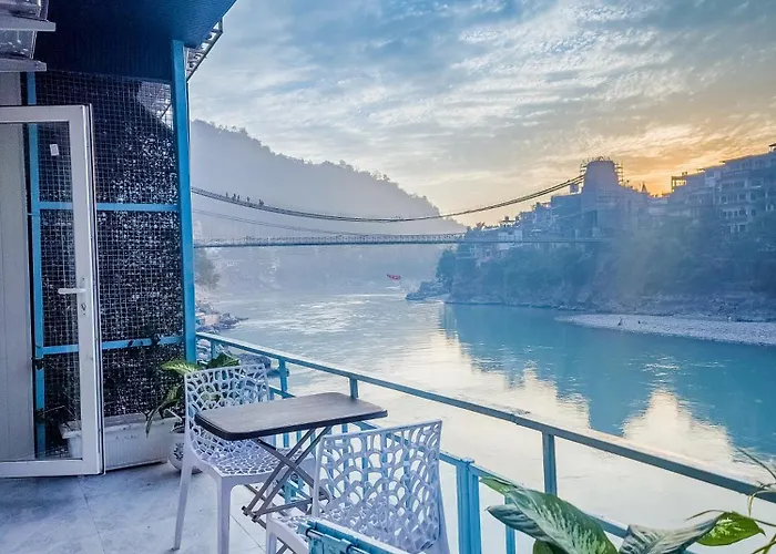 Karwaan By The Ganges Hostel Rishikesh